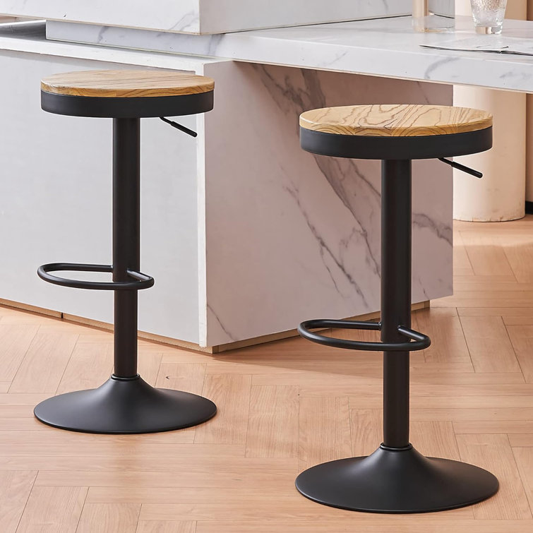 Corrigan Studio® Bar Stools Set of 2 Barstools Counter Height Bar